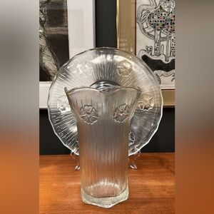 Vintage vase and platter Italian glass with flowers decor